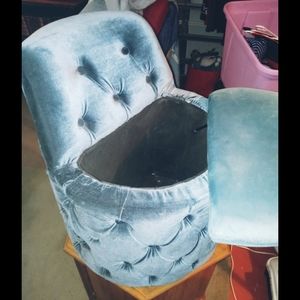 Blue Velvet Storage Vanity Seat
